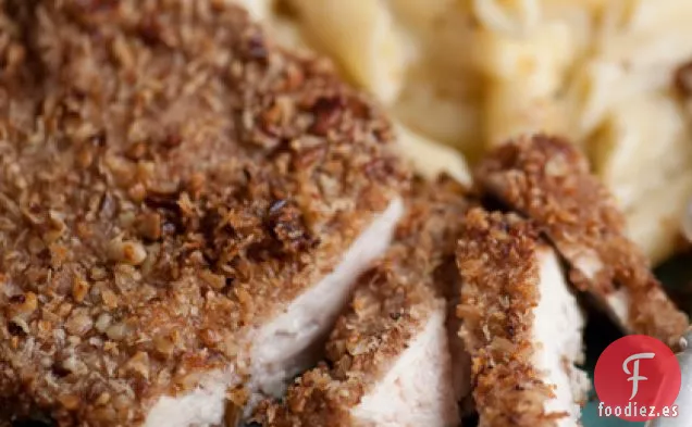 Pollo a la Nuez con Suero de Mantequilla