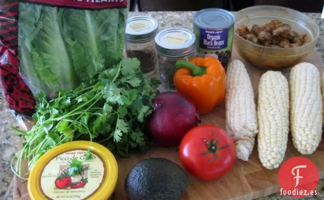 Ensalada de Fiesta de Camarones y Maíz a la Parrilla