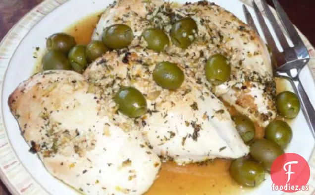 Pollo Asado Con Limón Y Ajo Con Aceitunas Verdes