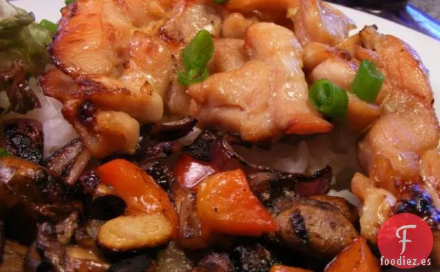 Pollo Deshuesado con Ajo y Tocino