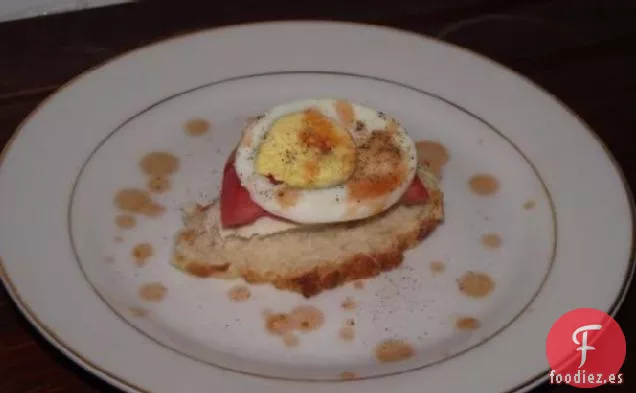 Bocados de Sándwich de Pavo, Huevo y Tomate