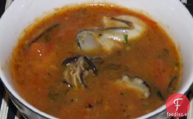 Ostras al Vapor en Vinagreta de Tomate Servidas en Tazas de Sake