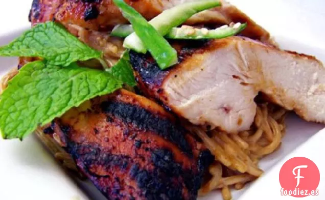 Pollo tailandés de Supatra (gai Yang)