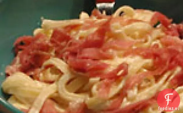 Fettuccine all'Alfredo con Jamón de Parma