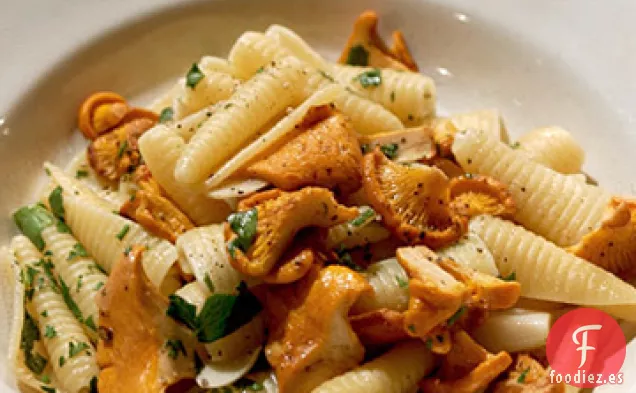 Pasta con Champiñones Rebozuelos