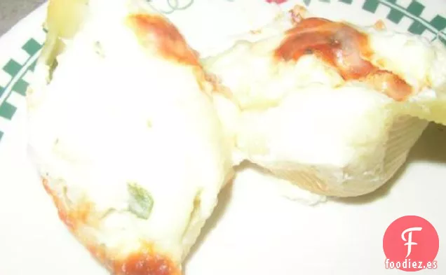 Conchas Rellenas de Pollo con Queso