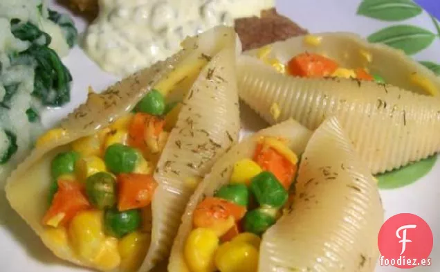 Queso Cheddar-Conchas Rellenas de Verduras