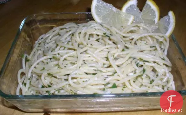 Espaguetis con Mantequilla y Limón Bajos en grasa (Lácteos Kosher)