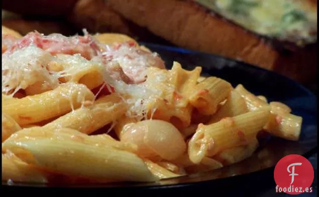 Cebollas Perladas y Salsa de Crema De Vodka Con Penne