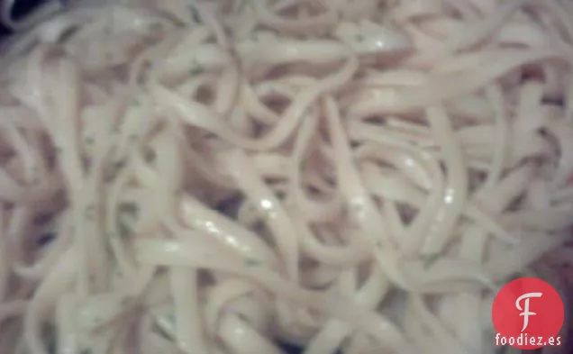 Linguini con Ajo y Aceite