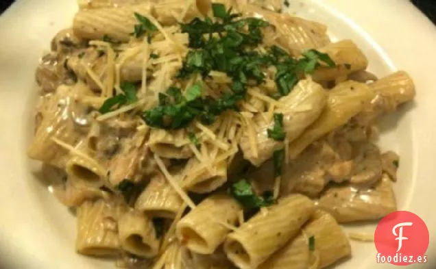 Rigatoni de Pollo de Carmela (Imitador de la Parrilla de Macarrones de Romano)