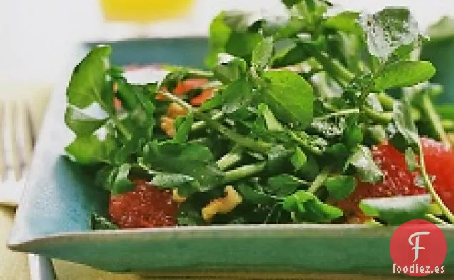 Ensalada De Berros, Pomelo Rosado Y Nueces