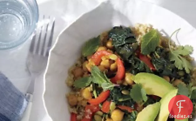 Garbanzos De Azafrán Y Verduras Amargas Con Quinua