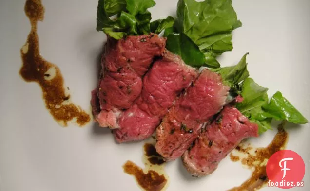 Cocina el libro: Solomillo de Ternera con Rollos de Rábano Picante y Berros