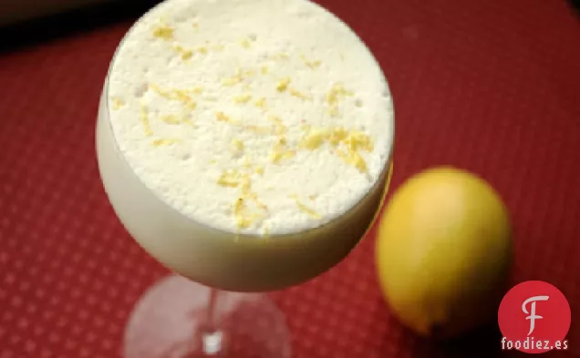 Ponche de Huevo con Suero de Mantequilla y Limón