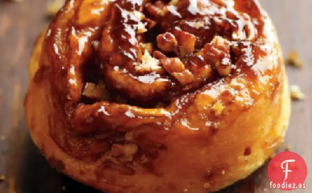 Panecillos Pegajosos de Azúcar Morena y Nueces Pecanas