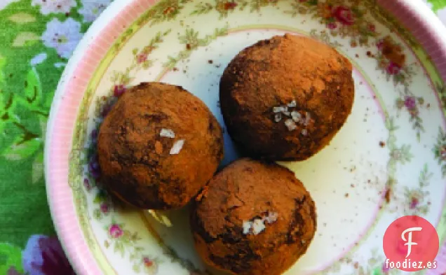 Trufas de Queso de Cabra con Chocolate y Pimienta Negra