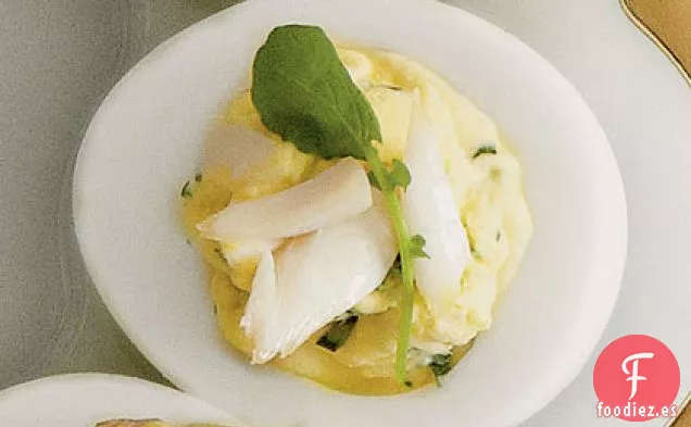 Huevos Rellenos de Alta Sociedad