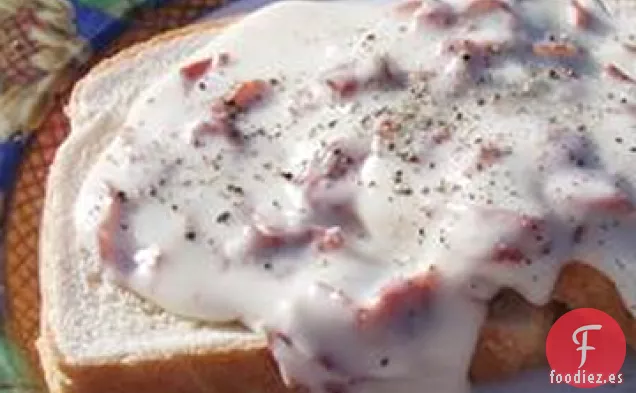 Carne Picada en Pan Tostado