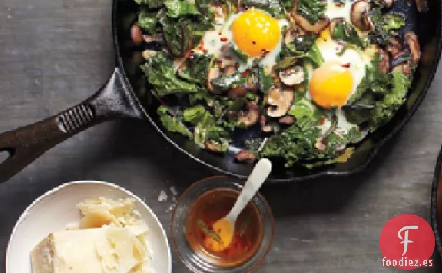 Huevos Fritos con Verduras y Champiñones