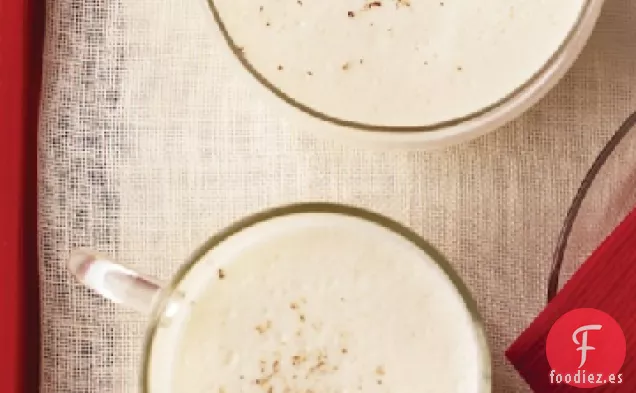 Ponche de Huevo de Emeril's Anytime