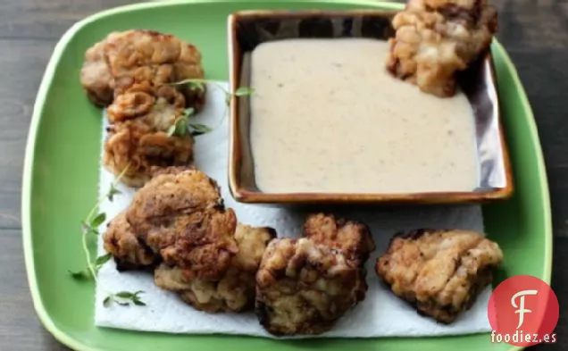 Nuggets de Filete de Pollo Frito con Cerveza y Salsa de Bourbon