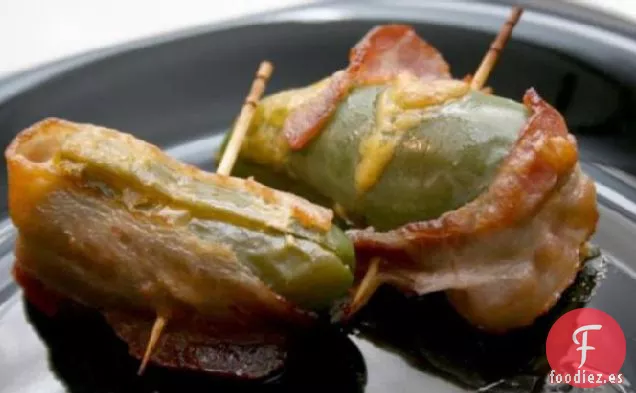 Poppers de Jalapeño Envueltos en Tocino