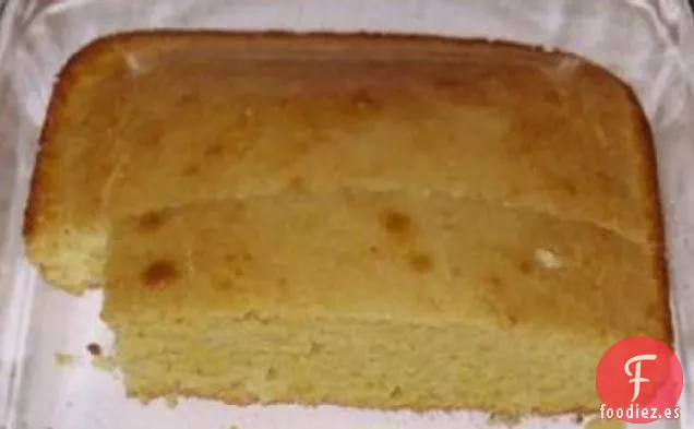 El famoso Pan de Maíz Dorado de Marie Callender (copycat!) y Miel B