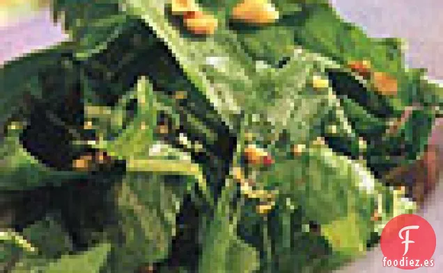 Ensalada de Diente de León con Vinagreta Tibia de Avellana