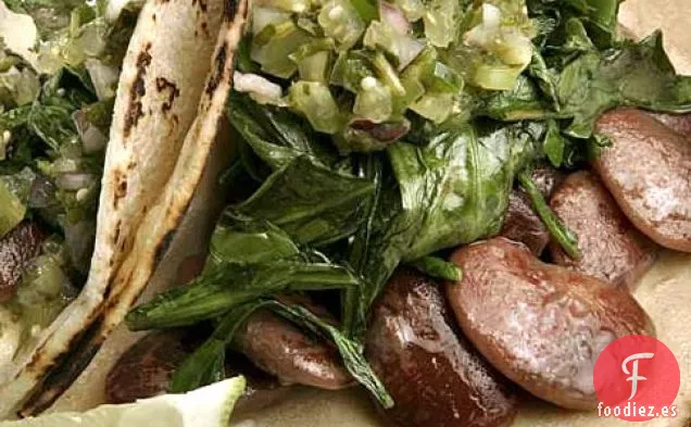 Tacos De Frijoles De Lima Verdes Y Navideños De Diente De León