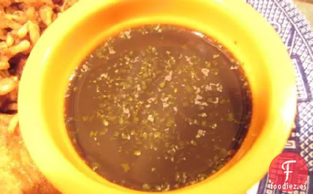 Chutney Imli Aur Dhaniye Ki Hari (Salsa de Tamarindo y Cilantro)
