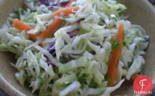 Ensalada de Col con Cilantro y Lima