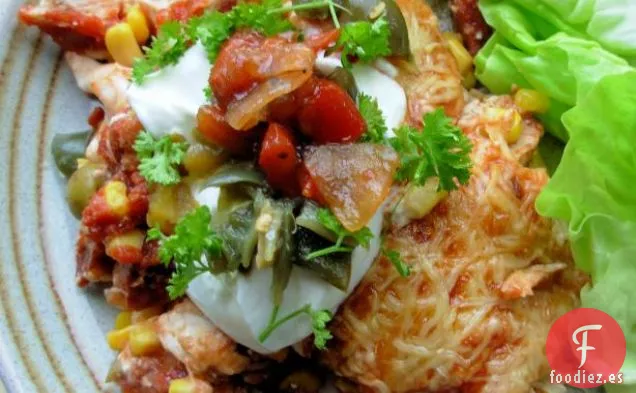 Enchilada Mexicana de Pollo Ahumado y Chorizo Cazuela al horno