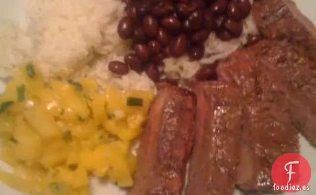Frijoles Negros Por Cortesía Leslie Con Lima y Comino