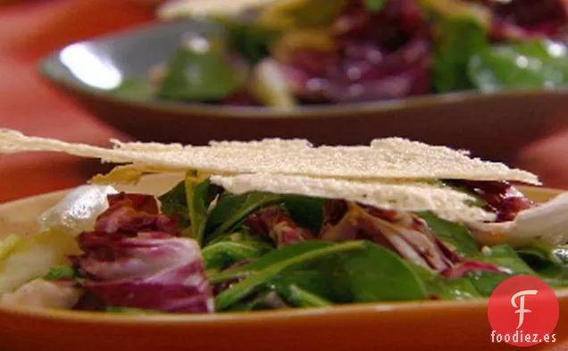 Ensalada de Tres Colores con Galletas Frico y César