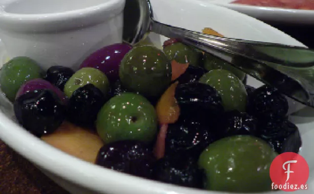 Aceitunas marinadas