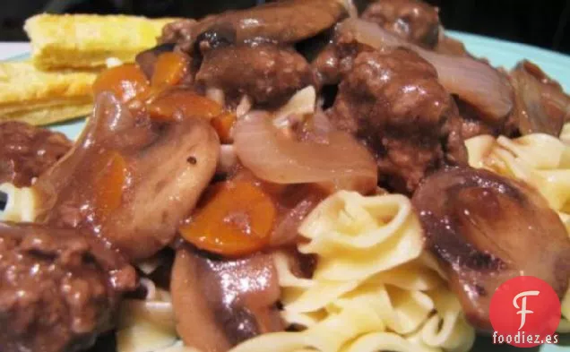 Bistro de Carne y Fideos