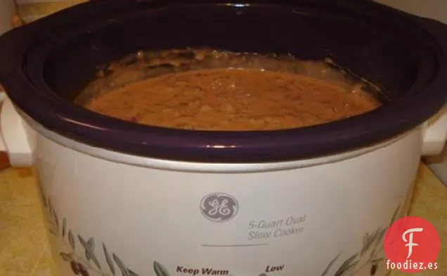 Olla de Barro; Salsa de Queso Carnoso