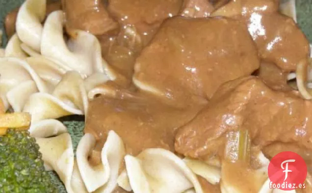 Borgoña de carne fácil para la olla de Barro