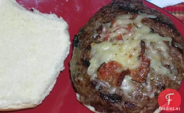 Hamburguesas rellenas de Tocino y Pepper Jack