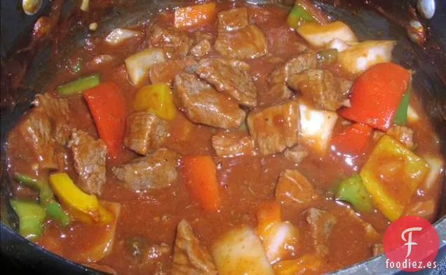 Carne de Res al Estilo Mexicano en Salsa