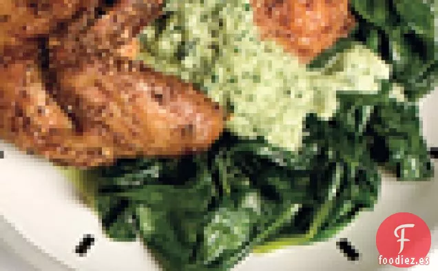 Gallinas de Cornualles Asadas con Especias con Salsa de Pepino y Yogur