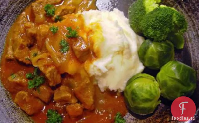 Horno Lento de Carne Cocida en Cerveza