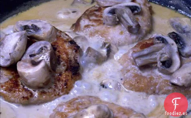 Chuletas de Cerdo a la Barbacoa con Puré de Manzana