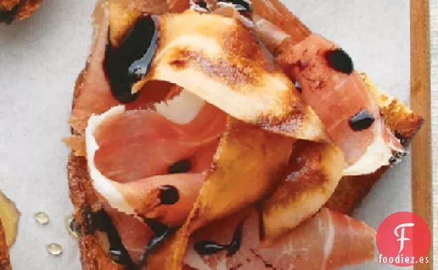 Bruschetta de Jamón, Melón y Vinagre Balsámico