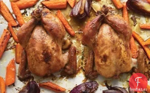 Gallinas De Caza De Cornualles Glaseadas De Arce Con Zanahorias