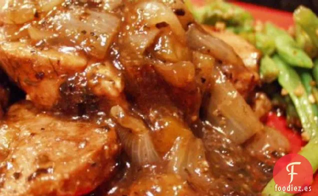 Chuletas de Cerdo en Salsa de Bayas de Té