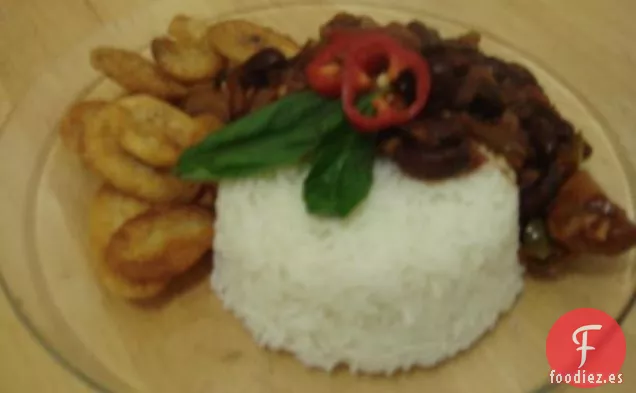 Plato de Arroz y Frijoles (Vegetariano)