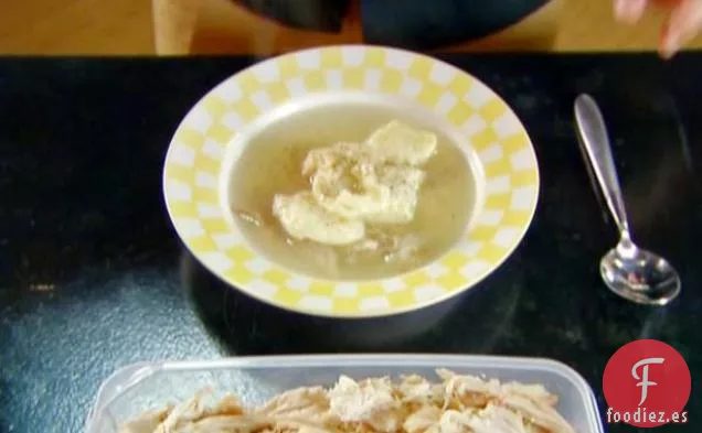 Pollo y Albóndigas Caídas