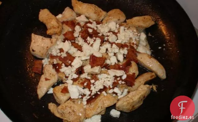 Tortilla Abierta de Tocino y Papas Fritas